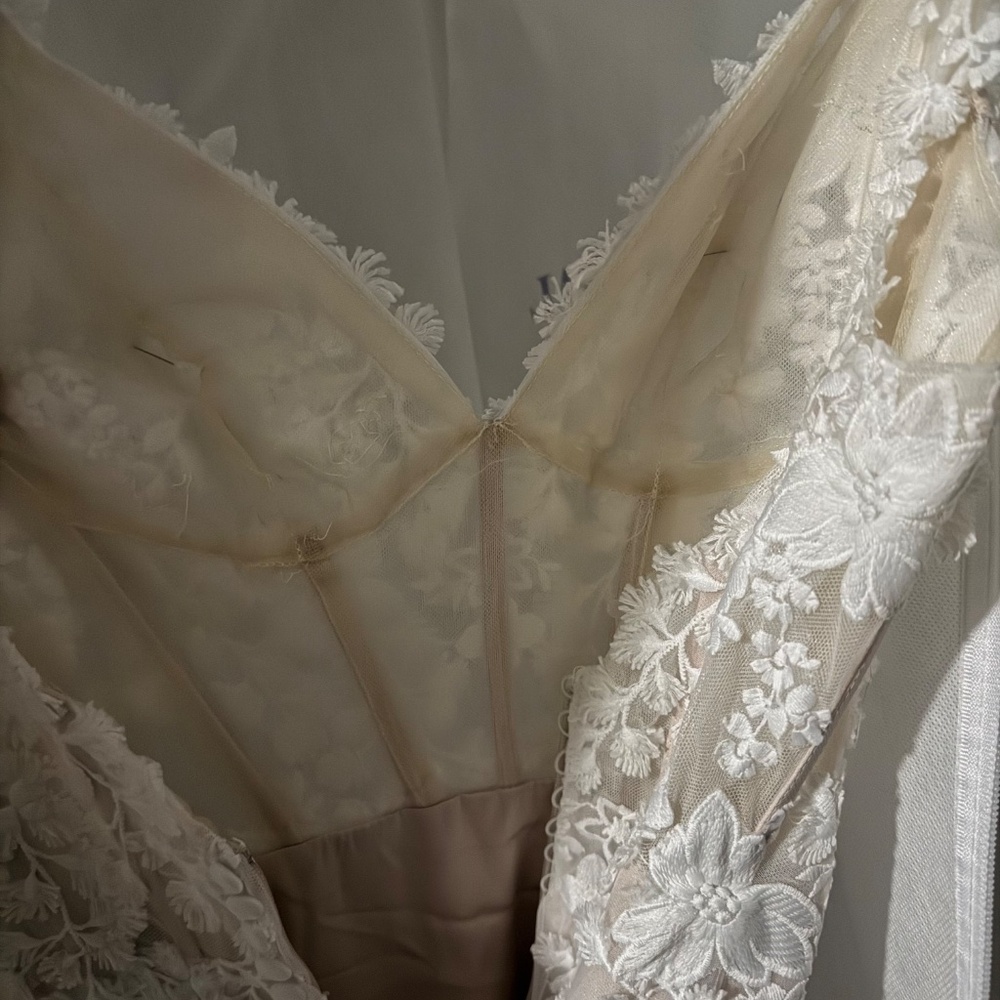 Maggie Sottero Dress from Wendy bridal - Picture 7 of 8